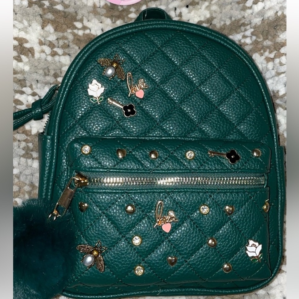 Underonesky Backpack - image 1